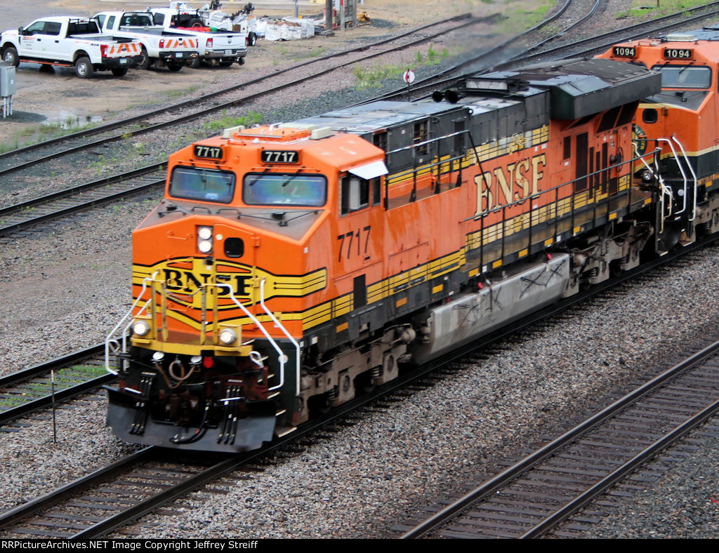 BNSF 7717